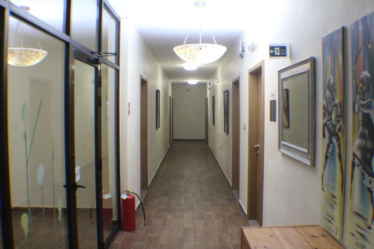 Murex Plaza Hotel & Suites モンロビア エクステリア 写真